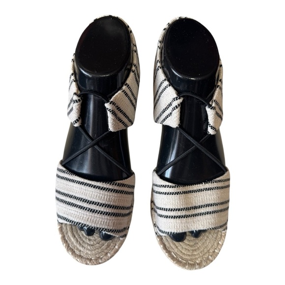 EILEEN FISHER Agnes Espadrille Wedge Sandals
Women’s 7.5 NWOT - Picture 4 of 10